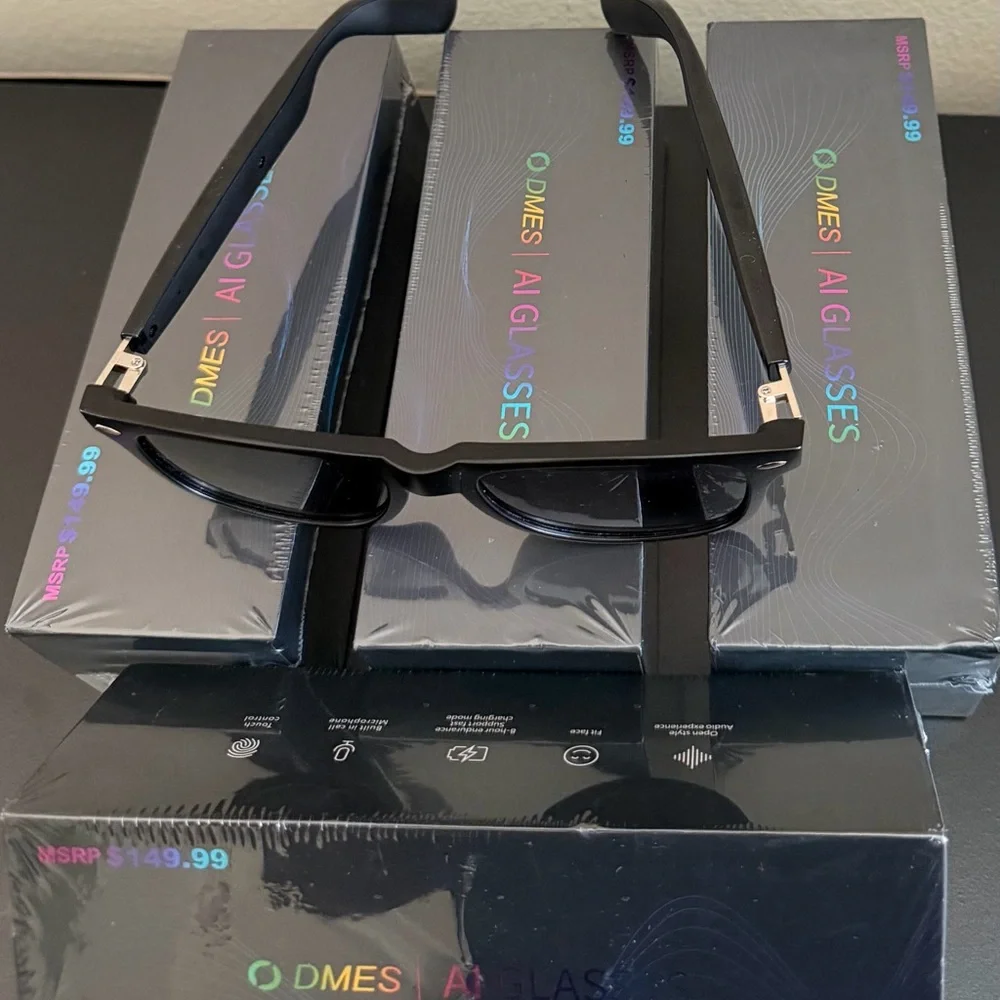 Smart AI Glasses - Sleek Black Design